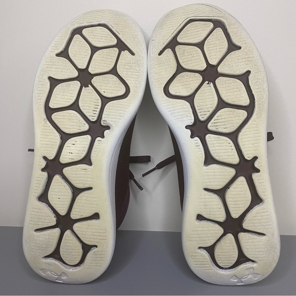 Under Armour SMGX Women’s Size 8.5 Sneakers - Picture 14 of 14